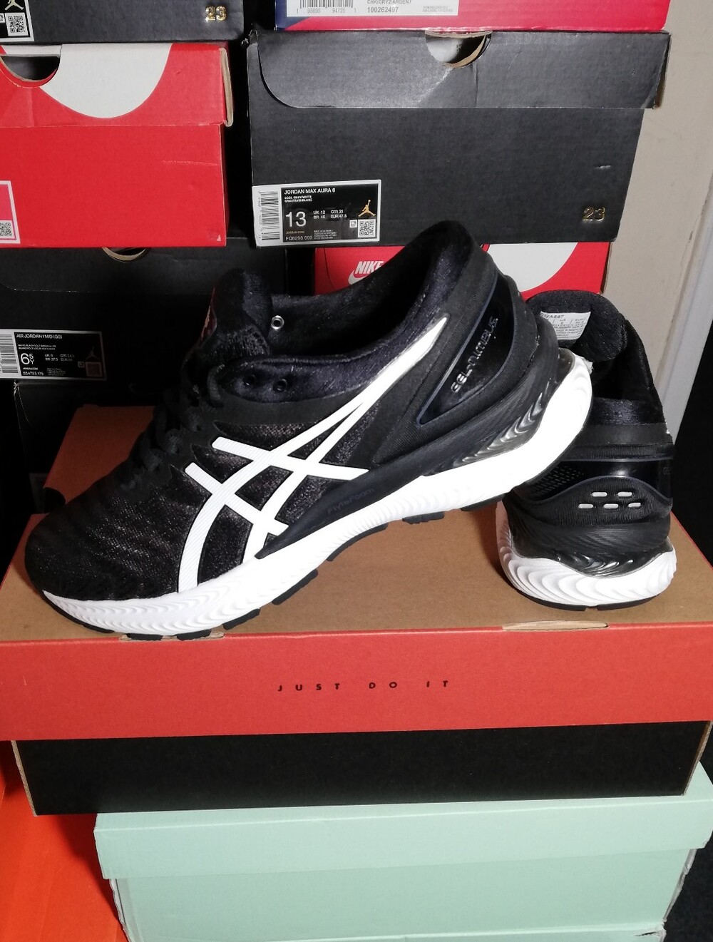 ASICS GEL-NIMBUS22 WOMEN'S US SIZE 9 LIKE NEW